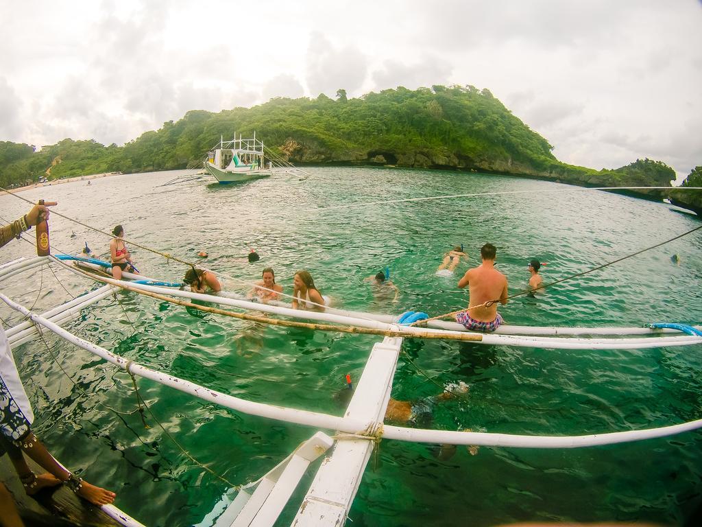 Jeepney Hostel And Kite Resort Balabag  Exterior foto