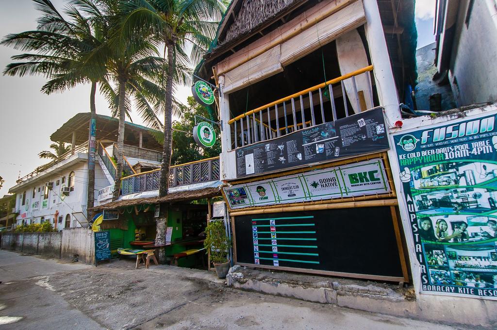 Jeepney Hostel And Kite Resort Balabag  Exterior foto