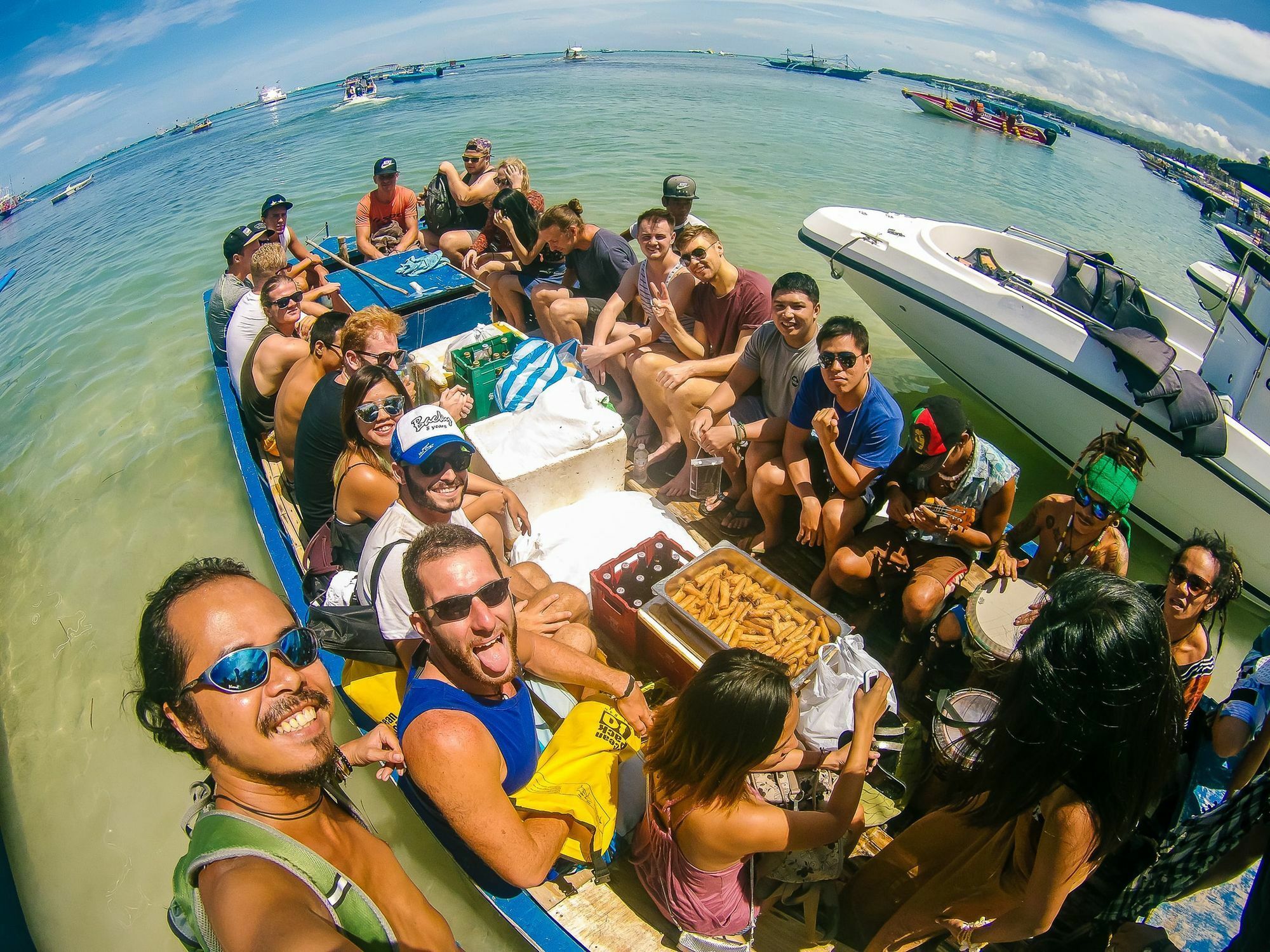 Jeepney Hostel And Kite Resort Balabag  Exterior foto